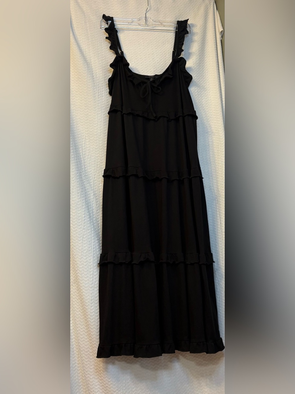 J. Crew black maxi dress
100% cotton.  Like new!
Size M